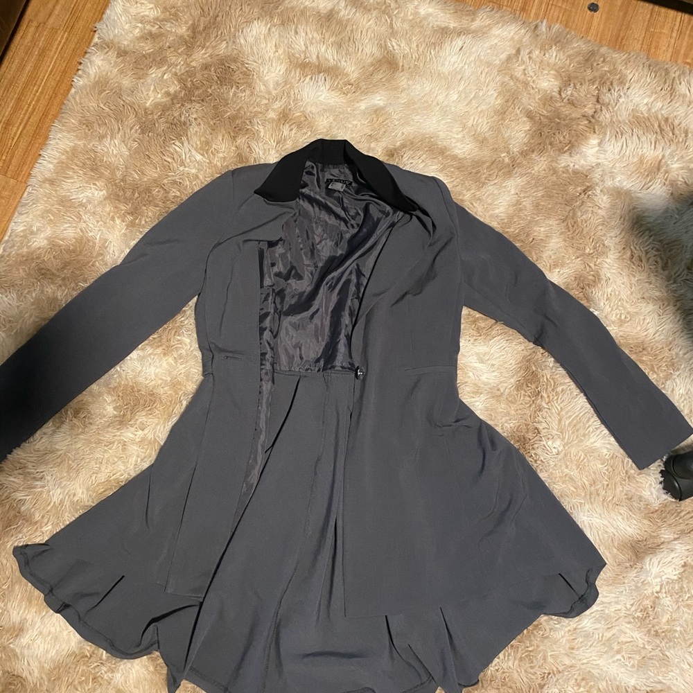 Venus Long Blazer- size 10-Like New